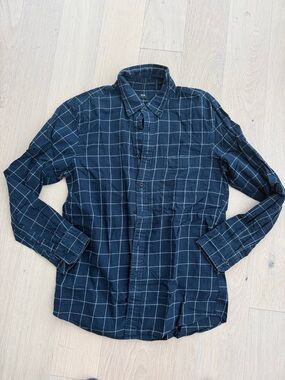 Uniqlo Navy Blue Windowpane Button-Down Shirt